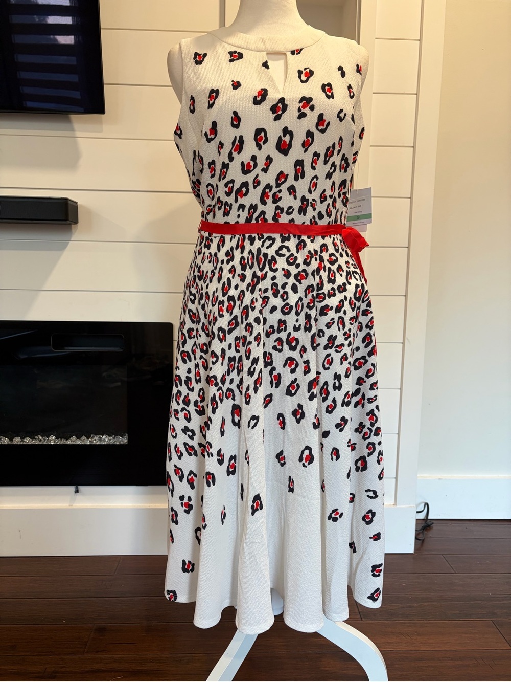 Sleeveless White Midi Dress with Red Leopard Print and Red Belt